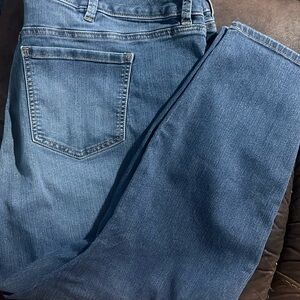 Torrid jegging jeans -capris